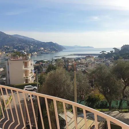 Red Carpet Vista Mare Wifi Parcheggio Apartman Rapallo